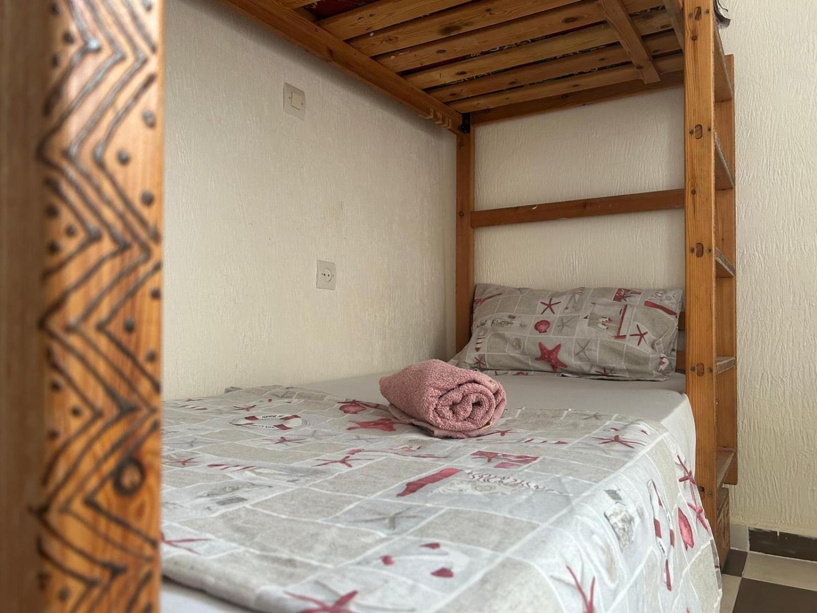 Idriss Tamraght Surfhostel Taghazout Zimmer foto